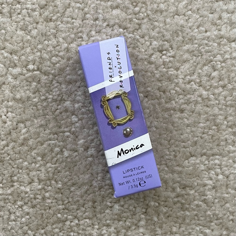 Makeup Revolution x Friends Monica Lipstick - Picture 13 of 13